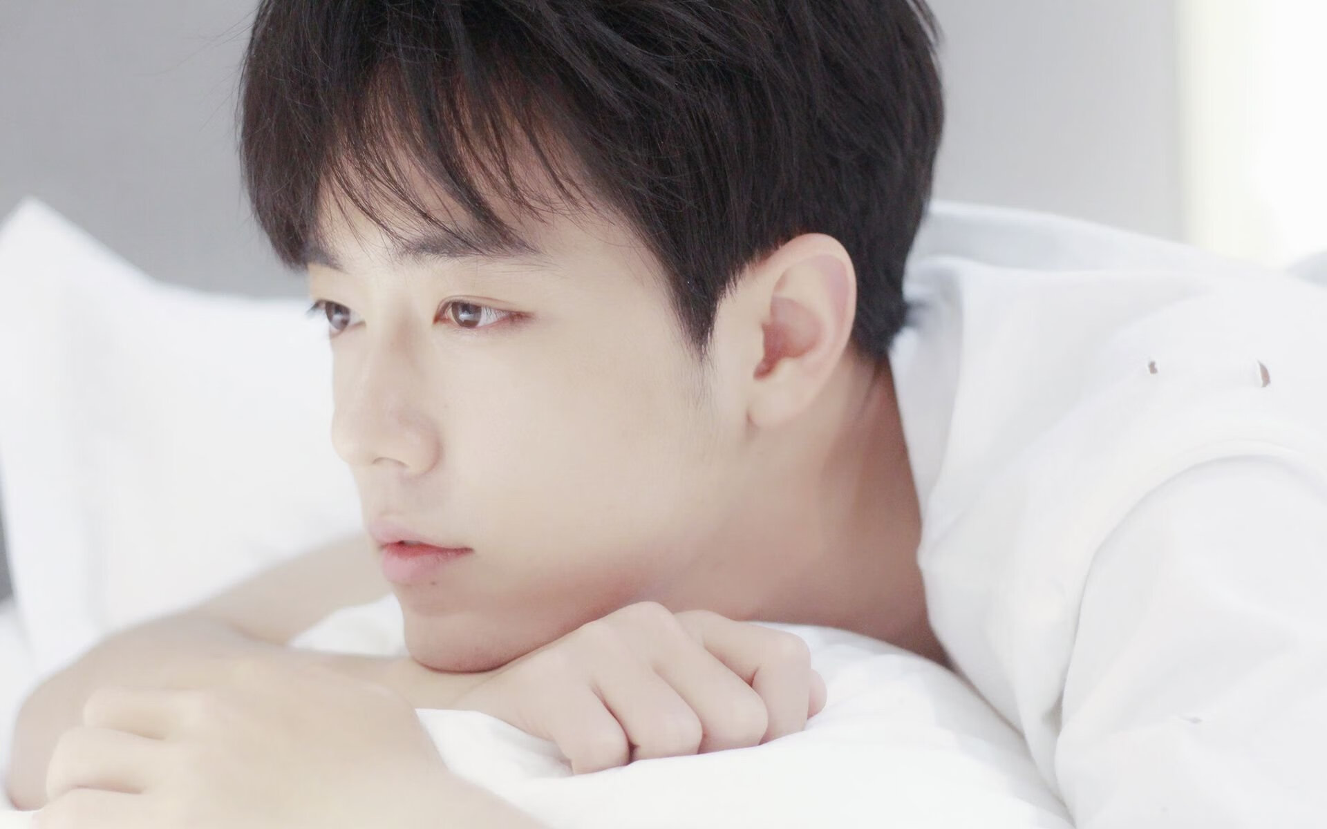 破晓时，我们掀翻了黄金权杖